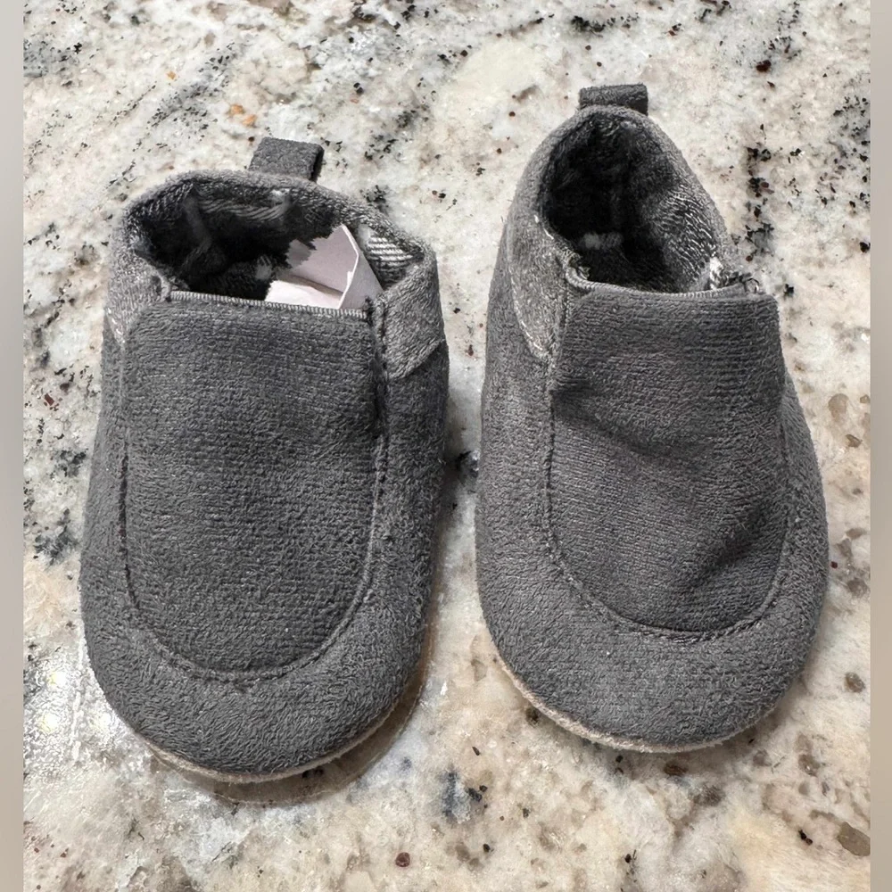 Cozy Gray Kids Shoes 3-6m